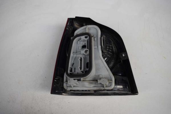 FEU ARRIERE DROIT VW - Vue 2